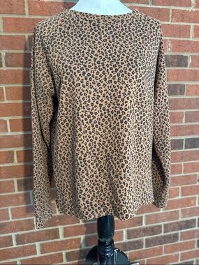 Lou & Grey for LOFT Leopard Print Crew Neck Large Sweatshirt